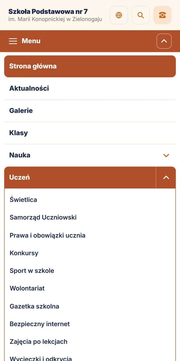 Rozwinięty dział w menu na telefonie