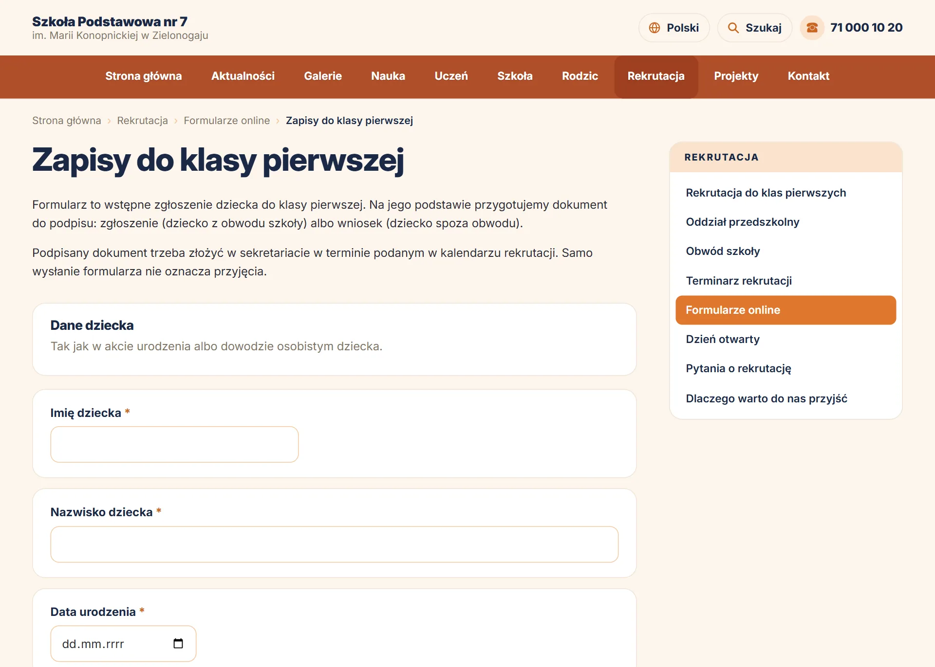Formularz online „Zapisy do klasy pierwszej” na stronie szkoły — widok dla odwiedzających